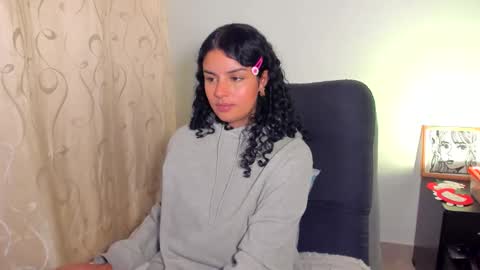 Mimii  online show from April 9, 2026, 4:34 am