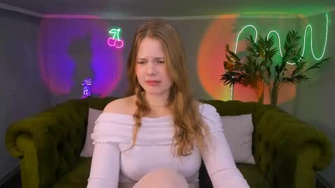 Kelly online show from December 3, 2024, 9:33 am