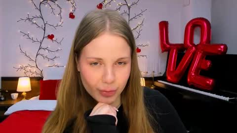 Kelly online show from February 25, 2025, 12:24 pm