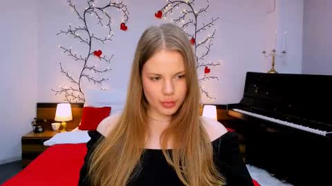 Kelly online show from March 7, 2025, 10:02 am