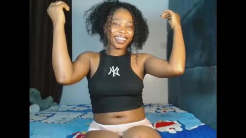 mimi online show from November 26, 2025, 10:55 pm