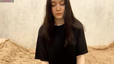 mimipurr online show from September 26, 2025, 4:33 pm