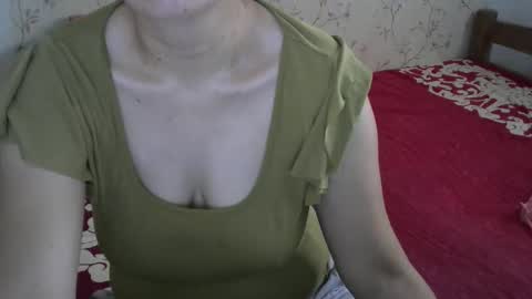Snapshot of minaforu chatting on October 25, 2025, 12:51 am Mnaforu online show from October 25, 2025, 12:51 am