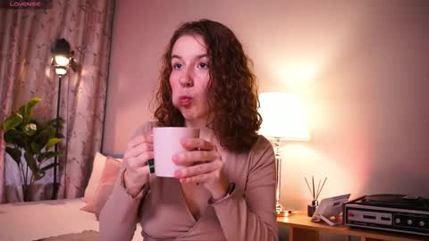 Snapshot of mind__game chatting on September 14, 2025, 5:50 am Frances  Next streams Thu Fri Sat 8am -  4pm GMT3 online show from September 14, 2025, 5:50 am