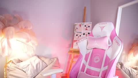 Frances  Next streams Thu Fri Sat 8am -  4pm GMT3 online show from March 27, 2026, 5:46 am