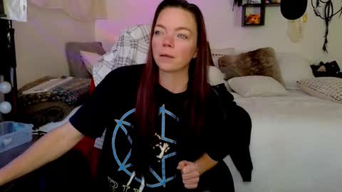 Mindy Mars online show from January 12, 2026, 4:23 pm