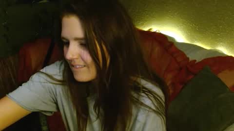 Snapshot of mindymounds chatting on February 27, 2026, 4:01 am Mindy online show from February 27, 2026, 4:01 am