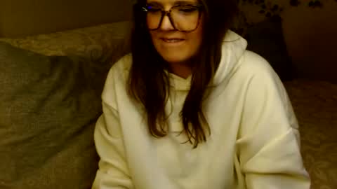 Mindy online show from April 11, 2026, 9:57 am