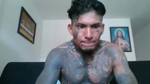 Snapshot of miniimgra chatting on December 25, 2024, 7:34 pm miniimgra online show from December 25, 2024, 7:34 pm