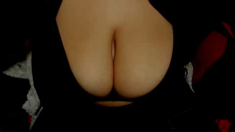 Snapshot of minka0 chatting on January 9, 2025, 10:52 pm minka0 online show from January 9, 2025, 10:52 pm