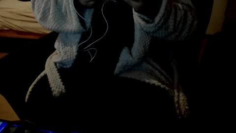 Snapshot of minka0 chatting on November 19, 2025, 8:53 pm minka0 online show from November 19, 2025, 8:53 pm