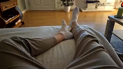 Jesse J. online show from October 3, 2025, 2:19 am