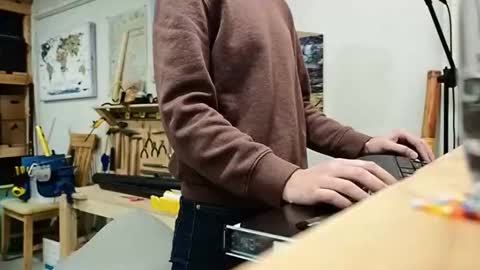 mintmagnificent online show from October 22, 2025, 10:42 pm