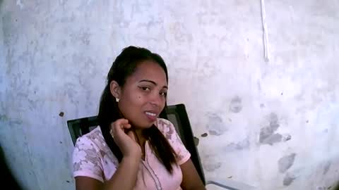 Snapshot of miorah chatting on March 5, 2025, 10:11 am miorah online show from March 5, 2025, 10:11 am