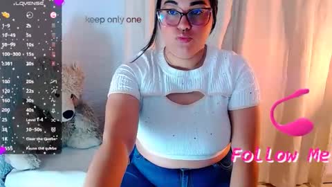 mira_cherry online show from February 4, 2026, 1:17 pm