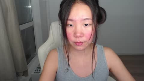 Snapshot of mira_g chatting on February 21, 2025, 3:21 pm mira_g online show from February 21, 2025, 3:21 pm