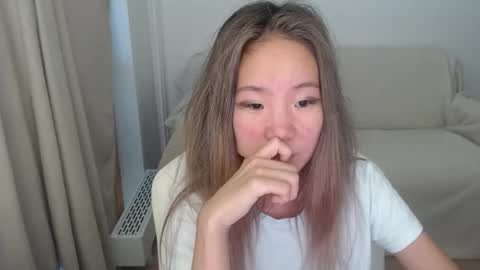 Snapshot of mira_g chatting on September 8, 2025, 4:50 pm mira_g online show from September 8, 2025, 4:50 pm