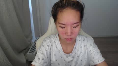Snapshot of mira_g chatting on October 15, 2025, 6:46 am mira_g online show from October 15, 2025, 6:46 am
