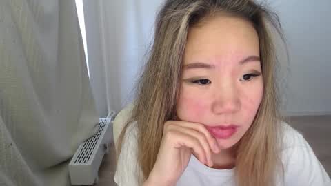 Snapshot of mira_g chatting on October 20, 2025, 8:59 am mira_g online show from October 20, 2025, 8:59 am