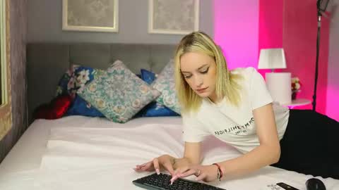 Mira online show from June 1, 2026, 4:47 am