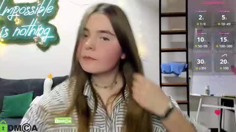 miraa_bloom online show from December 17, 2025, 3:51 pm