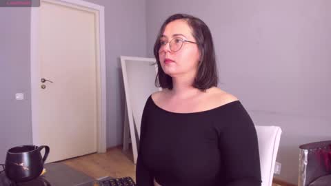 Meera online show from December 9, 2024, 8:55 am