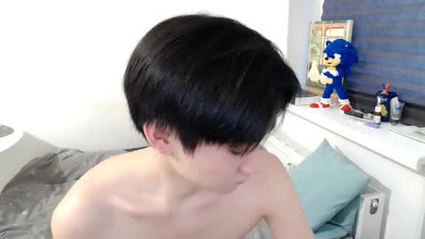              online show from April 6, 2026, 3:26 am