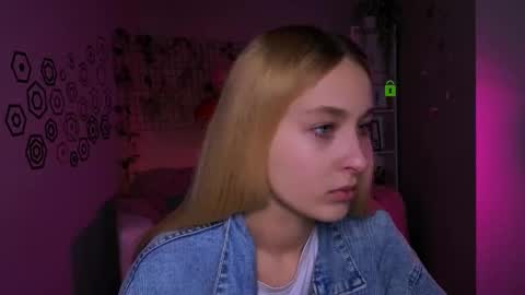 Snapshot of mirammore chatting on February 26, 2026, 10:03 am Mira online show from February 26, 2026, 10:03 am