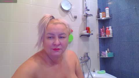 Snapshot of miranda_robinson chatting on October 18, 2025, 3:24 pm Miranda online show from October 18, 2025, 3:24 pm