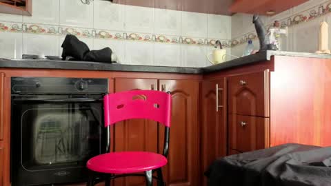 Miranda online show from April 15, 2026, 7:58 pm