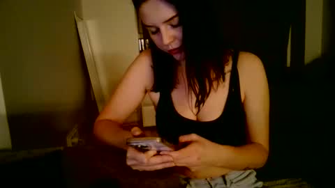 Snapshot of miranoa chatting on October 4, 2025, 12:52 am miranoa online show from October 4, 2025, 12:52 am
