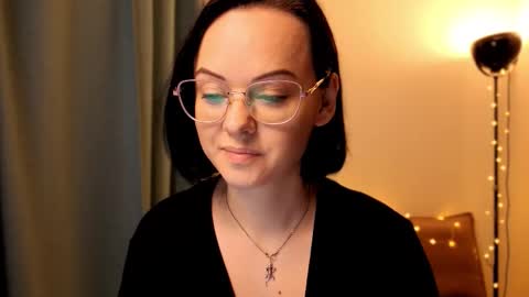 MiraSkyy online show from November 8, 2025, 6:51 pm