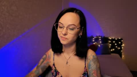 Snapshot of miraskyy chatting on May 22, 2026, 6:35 pm MiraSkyy online show from May 22, 2026, 6:35 pm