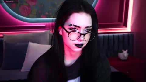 Jess online show from January 19, 2026, 12:03 am