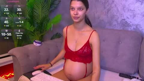 Miriam online show from October 28, 2025, 1:58 pm