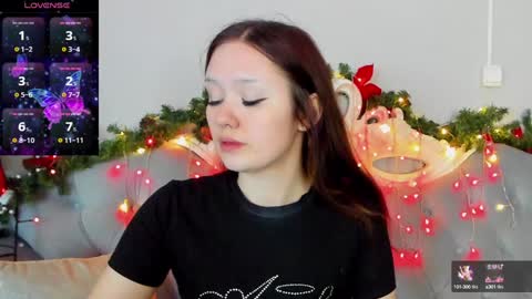 Snapshot of miriamwhite chatting on December 25, 2024, 4:12 am Miriam WhiteF online show from December 25, 2024, 4:12 am
