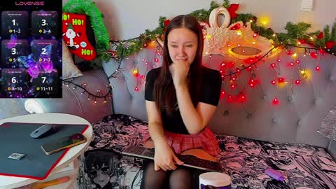 Snapshot of miriamwhite chatting on December 31, 2024, 9:21 am Miriam WhiteF online show from December 31, 2024, 9:21 am