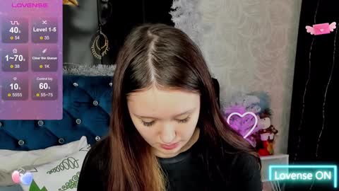 Snapshot of miriamwhite chatting on January 25, 2025, 2:14 pm Miriam WhiteF online show from January 25, 2025, 2:14 pm