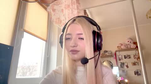 Snapshot of mirnapane chatting on February 6, 2026, 7:56 am Ria online show from February 6, 2026, 7:56 am