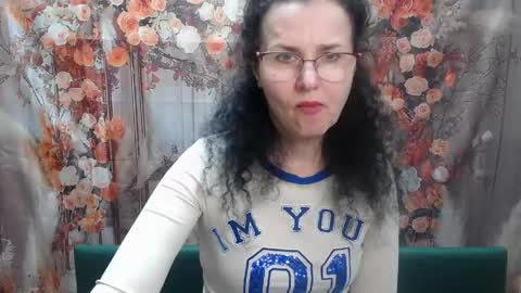 Miroslava Happi online show from May 16, 2026, 6:43 am