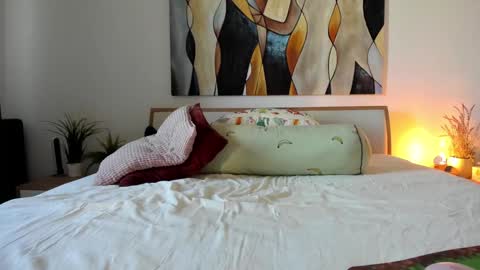 Eva online show from September 16, 2025, 6:14 am