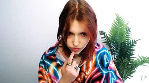 misaki_chan_ online show from February 22, 2026, 9:19 am