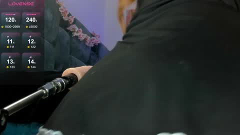 Snapshot of misatosan_ chatting on December 28, 2024, 3:26 am Annie dont forget to thumbs up me online show from December 28, 2024, 3:26 am