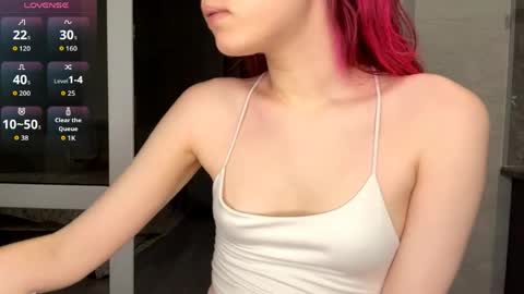 Molly online show from April 1, 2026, 9:12 pm