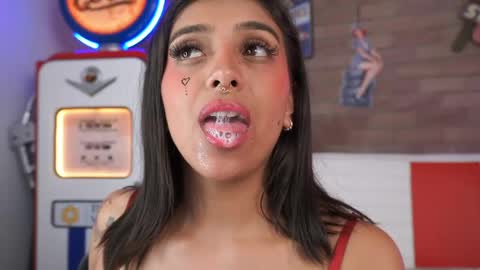 Sabrina online show from April 16, 2026, 9:39 pm