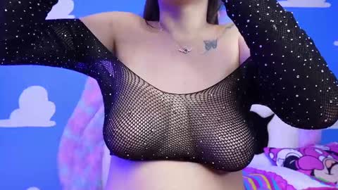 Snapshot of miss___sara chatting on February 18, 2025, 9:09 pm Sara online show from February 18, 2025, 9:09 pm