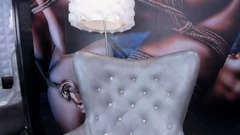 Taylor online show from October 28, 2025, 2:37 am