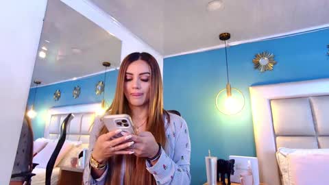 miss__ary_ online show from September 20, 2025, 12:17 pm