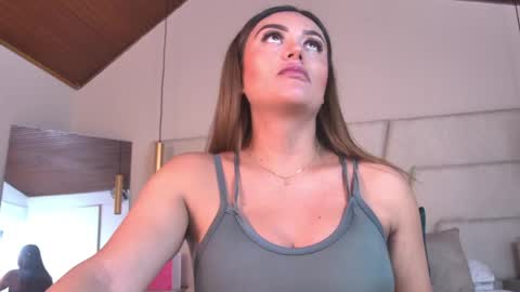 miss__ary_ online show from April 29, 2026, 11:47 am