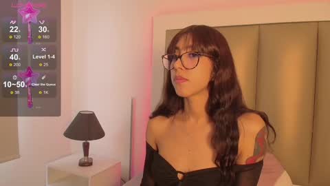 Soy lola online show from March 5, 2025, 9:04 pm